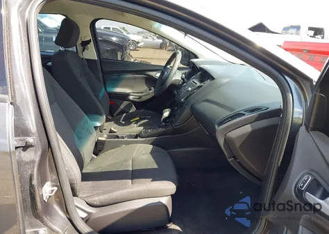 2017 Ford Focus Se из США, поврежденный, VIN 1FADP3F27HL342391